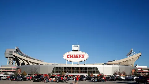 湖人逆境中彰显团结力量